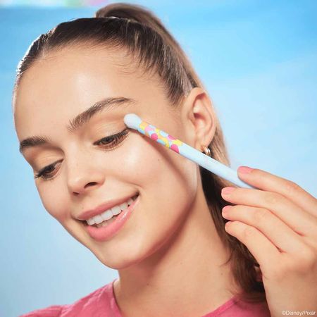 Pincel-para-Sombras-Essence-Disney-Pixar-Up-1Un--3